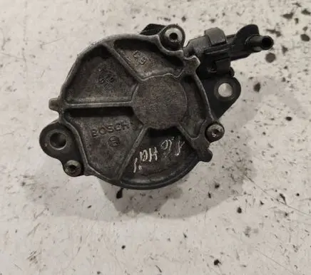 Citroen C4 I Picasso Vacuum pump D1562B