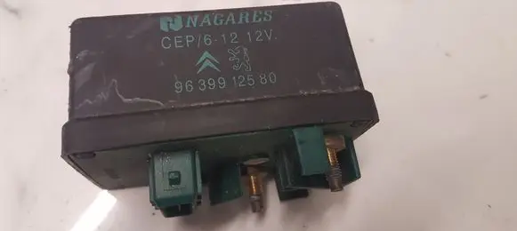 Citroen C4 I Glow plug pre-heat relay 9639912580