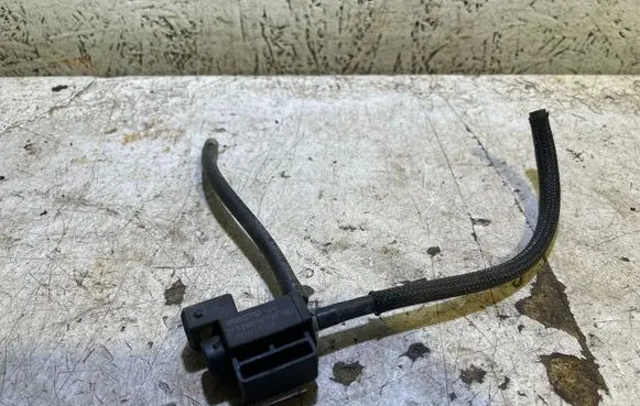 Volvo XC40 Turbo solenoid valve 31339879 70051502