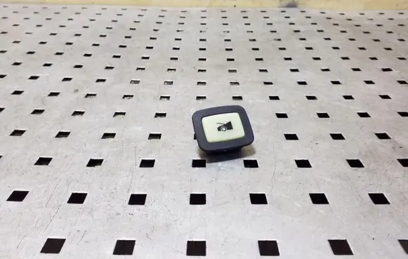 Tesla Model S Tailgate opening switch 