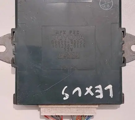 Lexus IS 220D-250-350 Parking PDC control unit/module 8967053040 1012380111