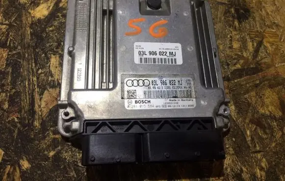 Audi A4 S4 B8 8K Engine control unit/module ECU