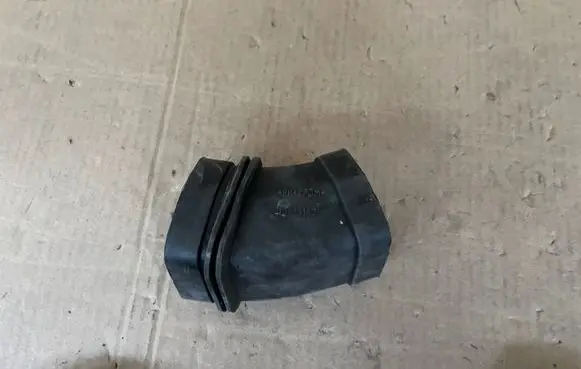 BMW M3 e92 Cabin air duct channel 70313162