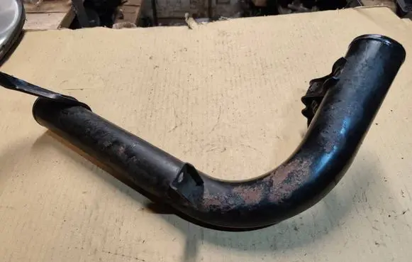 Chrysler Grand Voyager II Engine coolant pipe/hose
