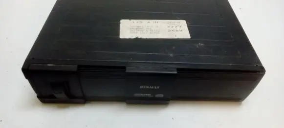 Renault Scenic II - Grand scenic II CD/DVD changer 8200002589 8200002589A MC9RN81ZCB