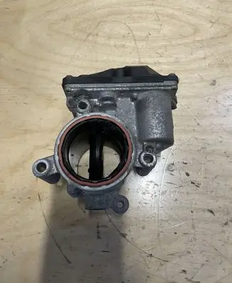 Audi A4 S4 B8 8K Electric throttle body valve 03L128063R