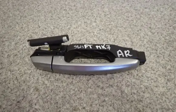 Suzuki Swift II Sliding door exterior handle 
