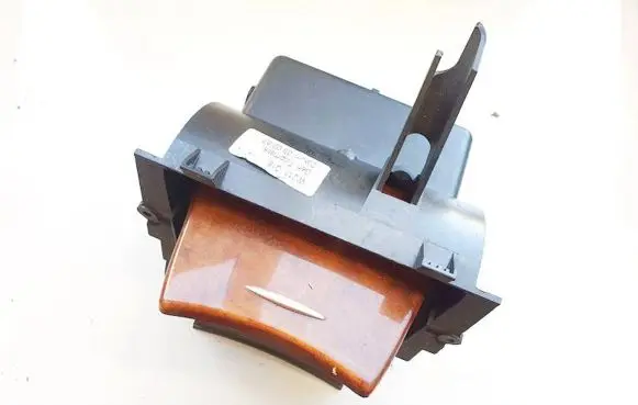 Car ashtray