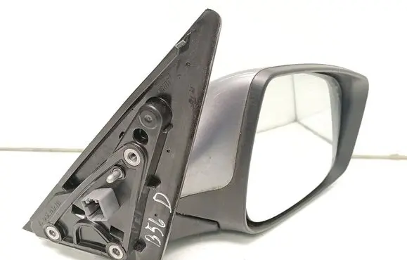 Hyundai ix20 Front door electric wing mirror E4023372 632016ZAR