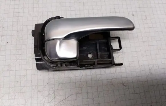 Nissan Almera N16 Rear door interior handle
