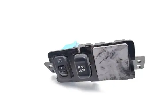 Mitsubishi L200 Headlight level height control switch MN179219ZZ