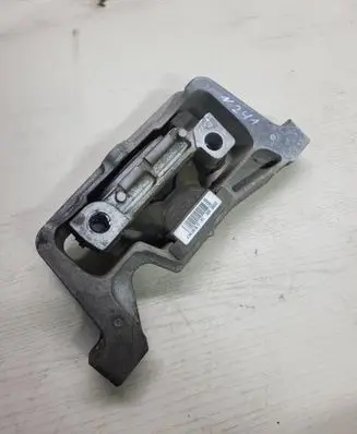 Mercedes-Benz B W246 W242 Engine mount bracket A2462401617