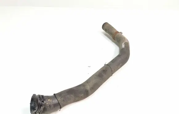 Mercedes-Benz B W245 Engine coolant pipe/hose