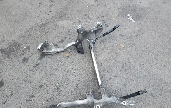 Audi Q5 SQ5 Front subframe 8R0399315G