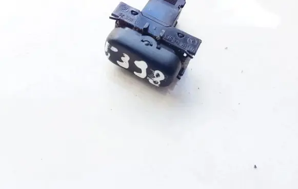 Mercedes-Benz E W210 Parking (PDC) sensor switch 2108211451