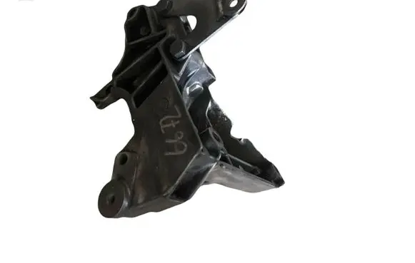BMW 5 E39 Power steering pump mounting bracket 2245747