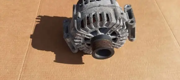 Mercedes-Benz E W212 Generator/alternator A0141543302