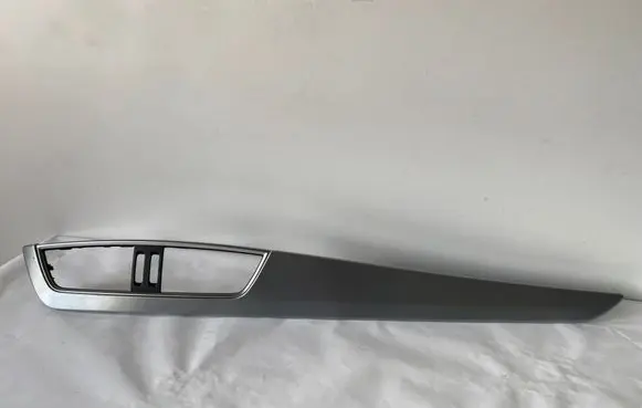 Mercedes-Benz C W204 Dash center air vent grill 08065000