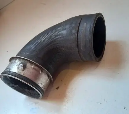 Volkswagen PASSAT B6 Intercooler hose/pipe 3C0145762J