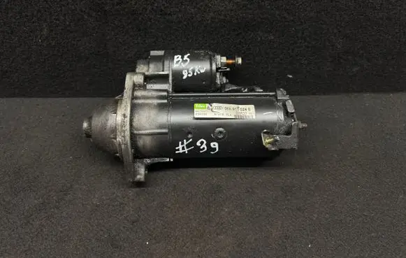Volkswagen PASSAT B5 Starter motor 068911024E