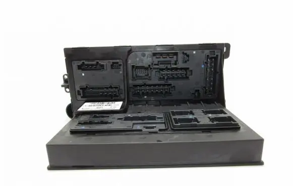 Mercedes-Benz E W211 Fuse module 2115453901
