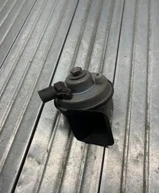 BMW 5 F10 F11 Horn signal CH2143