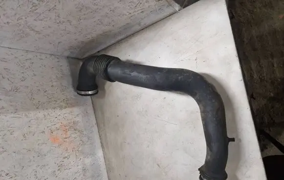 Renault Trafic II (X83) Intercooler hose/pipe 19288167973