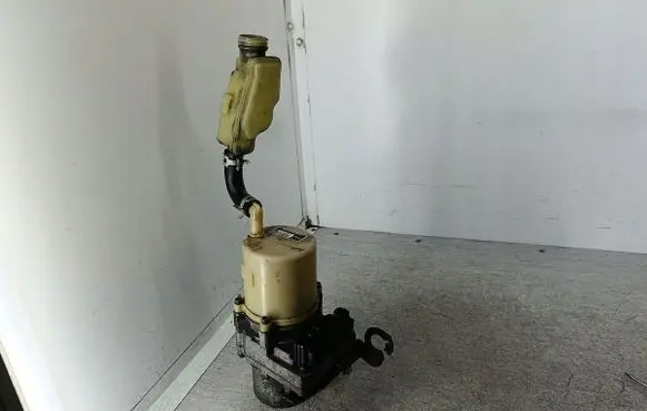 Mazda 3 I Power steering pump KOYO