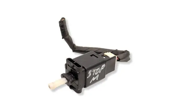Mazda 6 Brake pedal sensor switch GJ6E