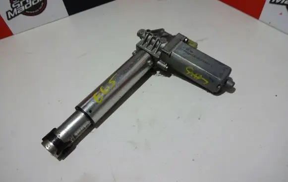 BMW 7 E65 E66 Seat adjustment motor 8320447