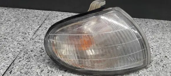 Hyundai Lantra II Front indicator light 92302-290