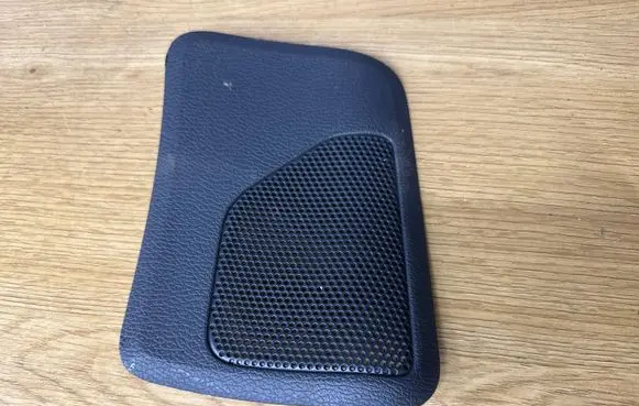 Volvo V70 Parcel shelf speaker trim grill 1882