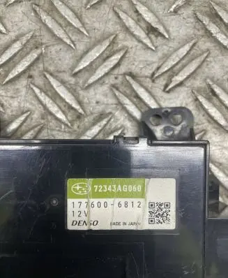 Subaru Outback Air conditioning/heating control unit 
