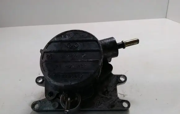 Opel Zafira A Vacuum pump 0252738 24406132
