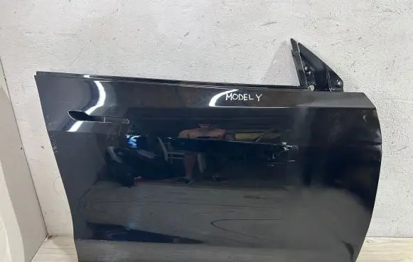 Tesla Model Y Front door