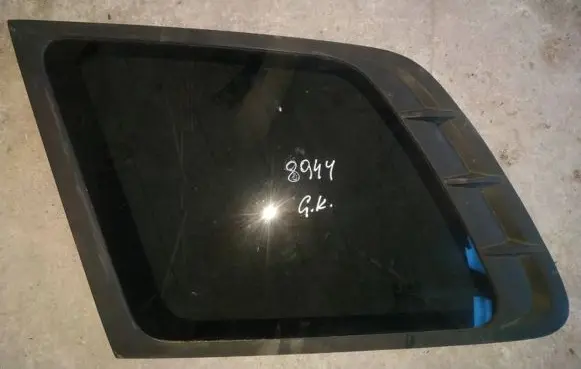 Hyundai Santa Fe Rear side window