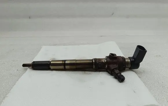 Volkswagen Golf VI Fuel injector 03L130277B B56GKK