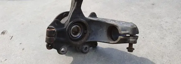 Ford C-MAX II Front wheel hub