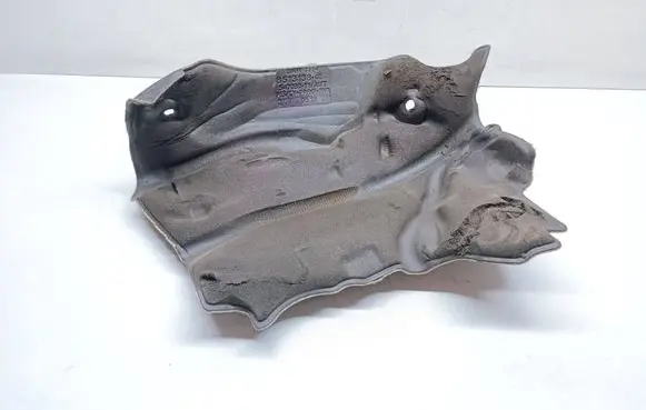 BMW 3 F30 F35 F31 Heat shield in engine bay 8513138