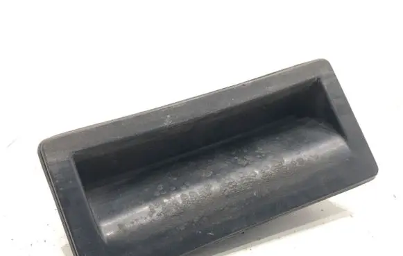 Volkswagen PASSAT B6 Tailgate/trunk/boot exterior handle 5N0827566