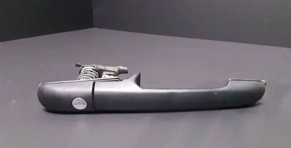 Volkswagen II LT Front door exterior handle 0007601359