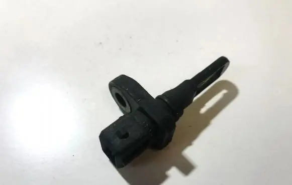 Audi A4 S4 B5 8D Intake air temperature sensor 058905379