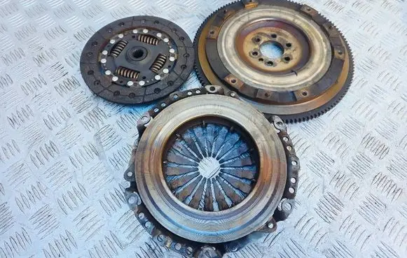 Mini One - Cooper Coupe R56 Clutch set kit V756176580 7561765 120034310