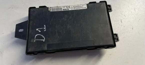 Dacia Sandero Other control units/modules 8201068829