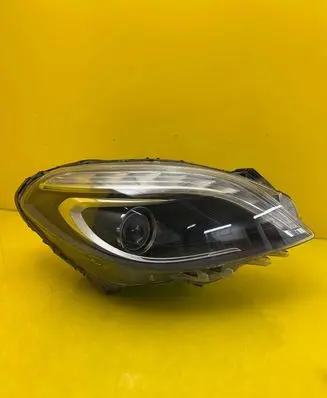 Mercedes-Benz B W246 W242 Headlight/headlamp LE10A6247