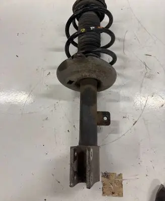 Peugeot 308 SW Front shock absorber/damper 1693