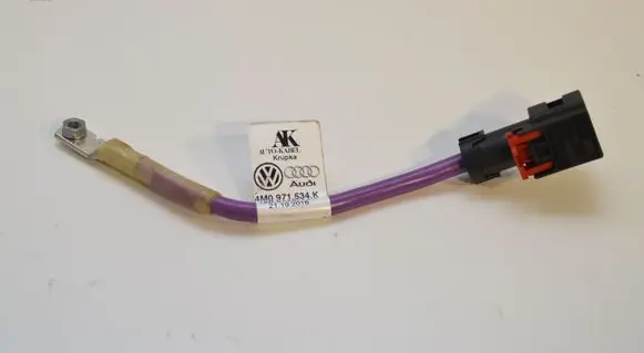 Audi Q7 4M Positive cable (battery) 4M0971534K