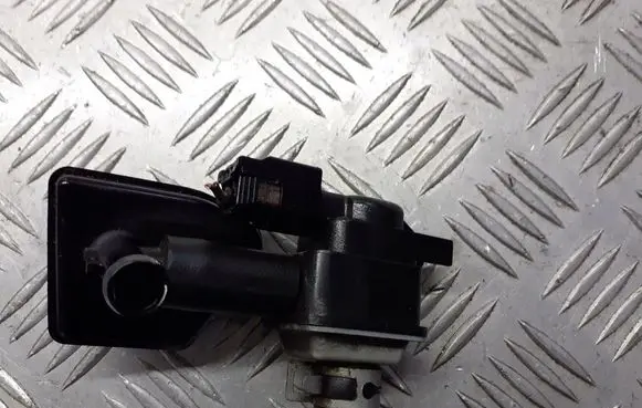 Mazda 3 II Valve vacuum PE0118751