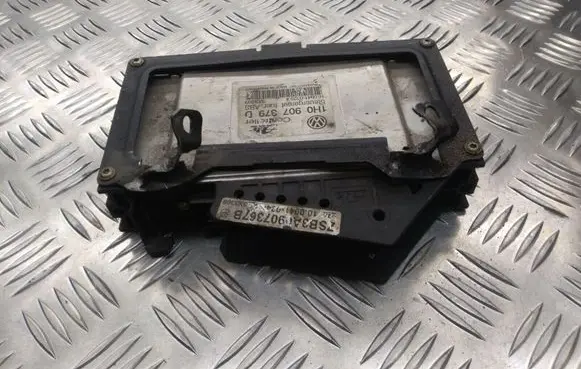 Volkswagen PASSAT B4 ABS control unit/module 1H0907379D