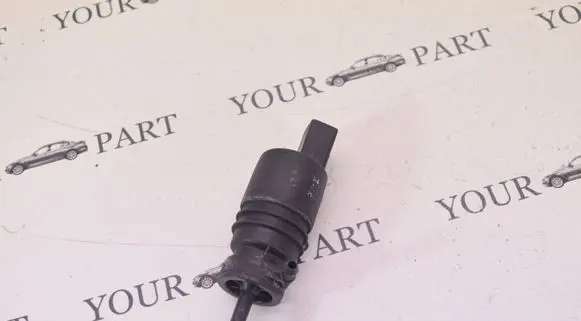 BMW 3 E36 Windscreen/windshield washer pump 8362154